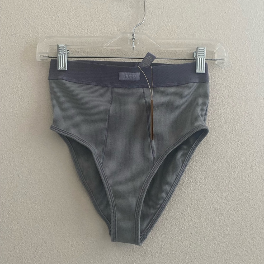 SKIMS  cotton rib high waisted full brief in Pacific Size S new with tag